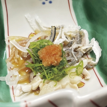 フグ皮湯引き